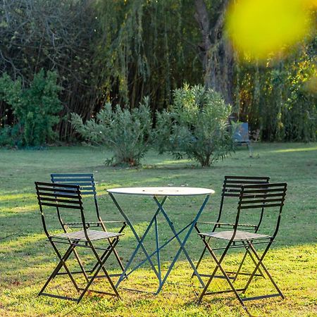 Bed and Breakfast Montjoia Л'Иль-сюр-ла-Сорг Экстерьер фото