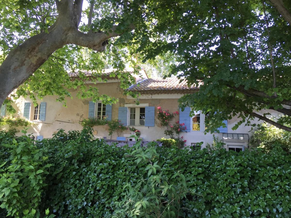 Bed and Breakfast Montjoia Л'Иль-сюр-ла-Сорг Экстерьер фото