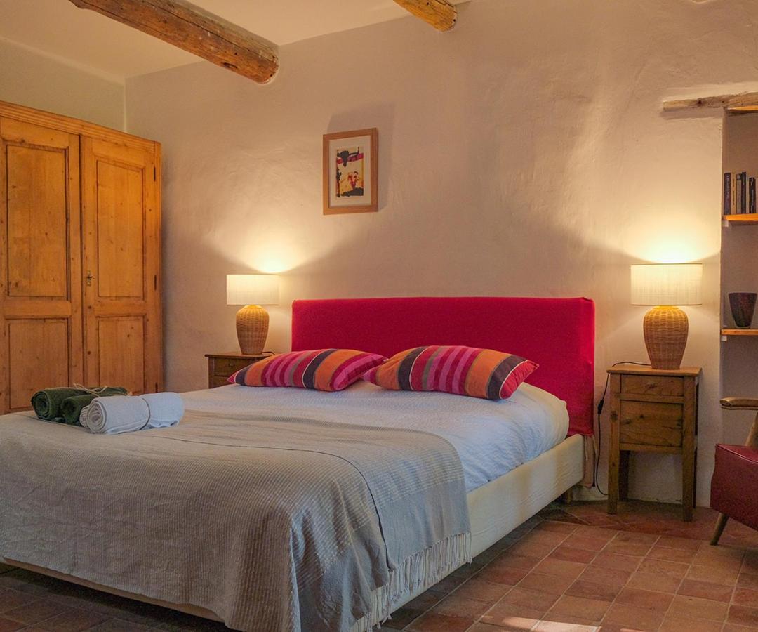 Bed and Breakfast Montjoia Л'Иль-сюр-ла-Сорг Экстерьер фото