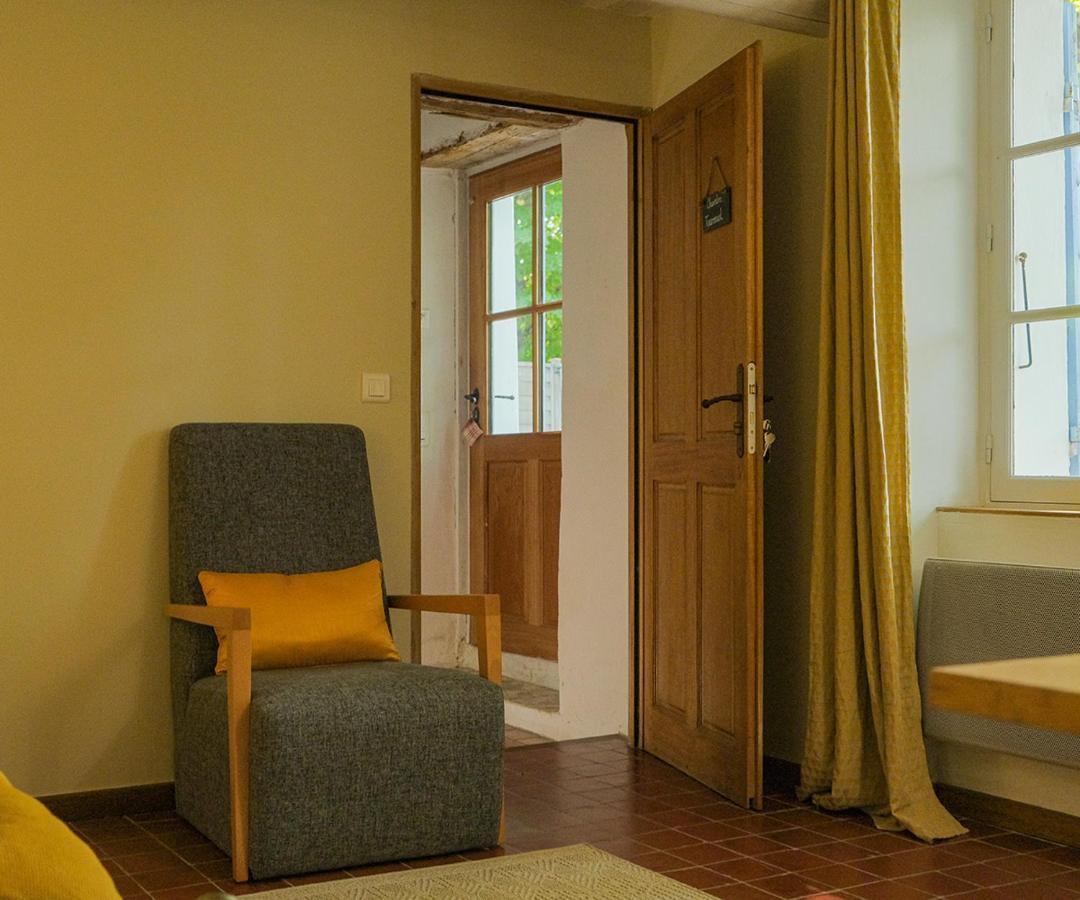 Bed and Breakfast Montjoia Л'Иль-сюр-ла-Сорг Экстерьер фото