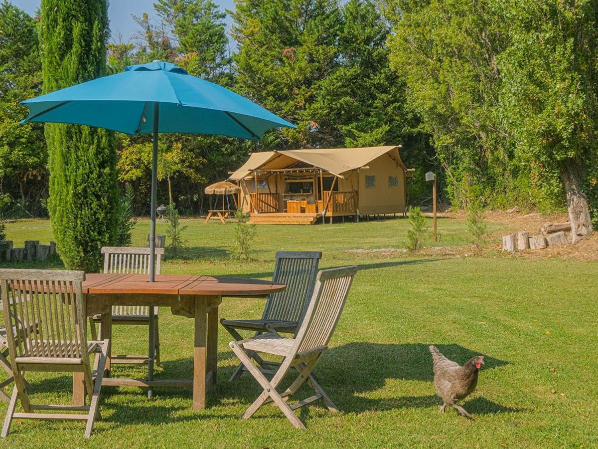 Bed and Breakfast Montjoia Л'Иль-сюр-ла-Сорг Экстерьер фото