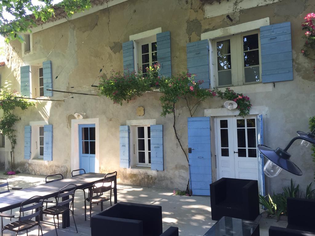 Bed and Breakfast Montjoia Л'Иль-сюр-ла-Сорг Экстерьер фото